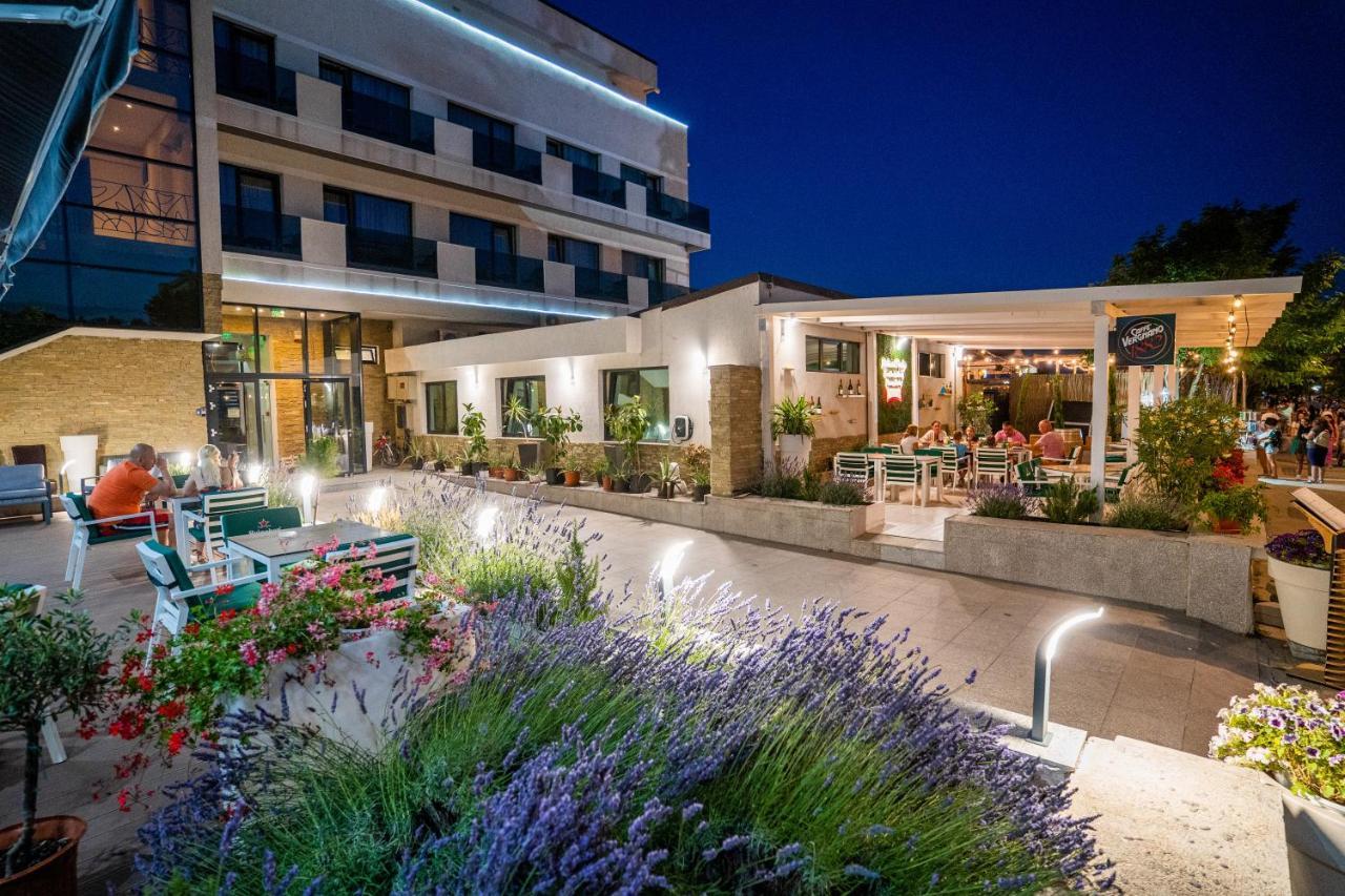 Hotel Prestige มามายา ภายนอก รูปภาพ