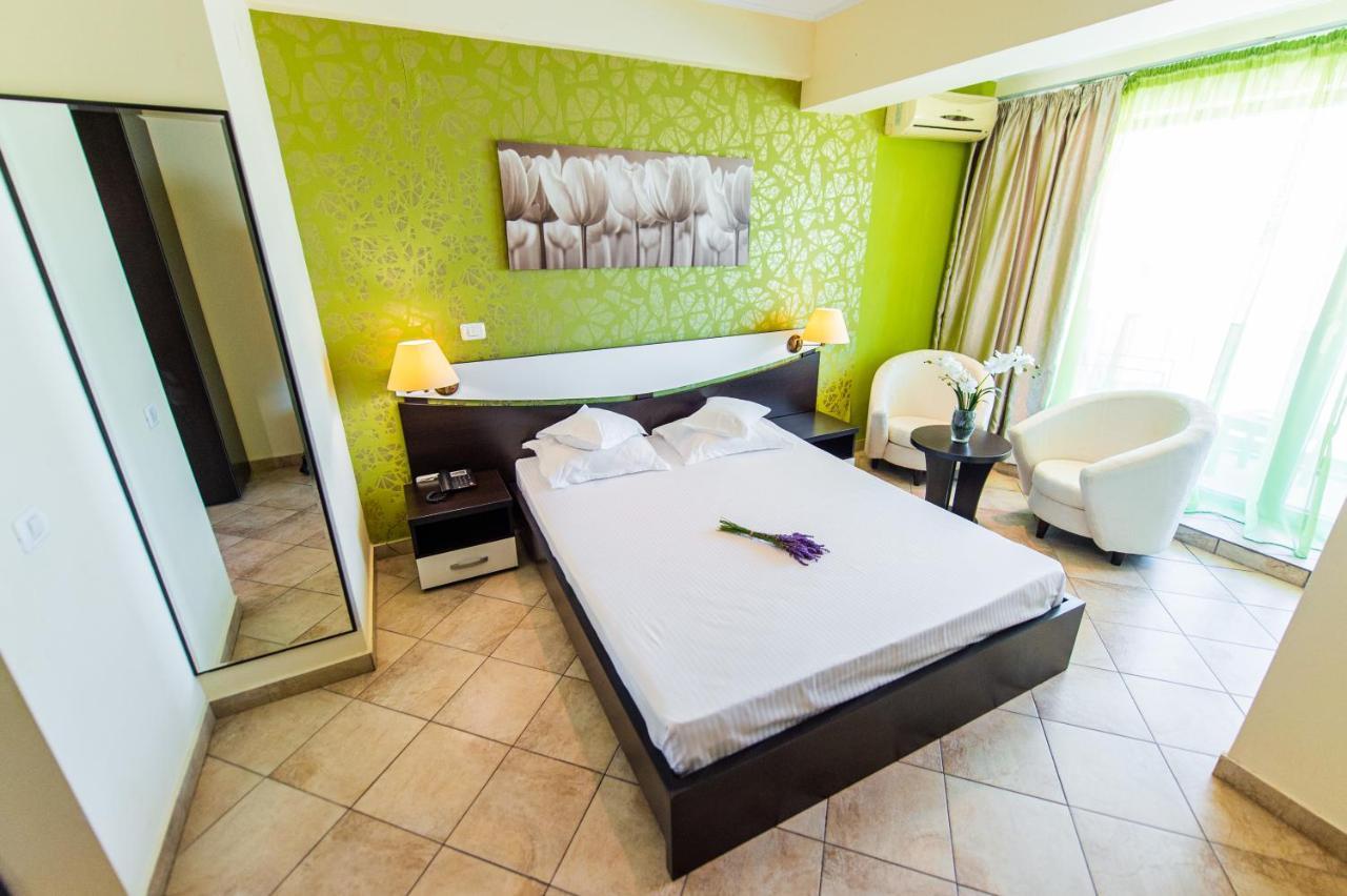 Hotel Prestige มามายา ภายนอก รูปภาพ